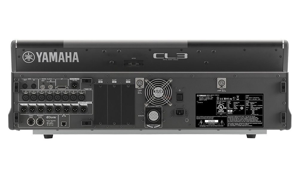 Цифровой микшерный пульт Yamaha CL3
